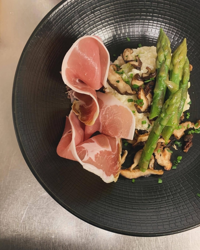 Le restaurant - Le P'tit Bistrot - Puimichel - restaurant SAINT-JEANNET